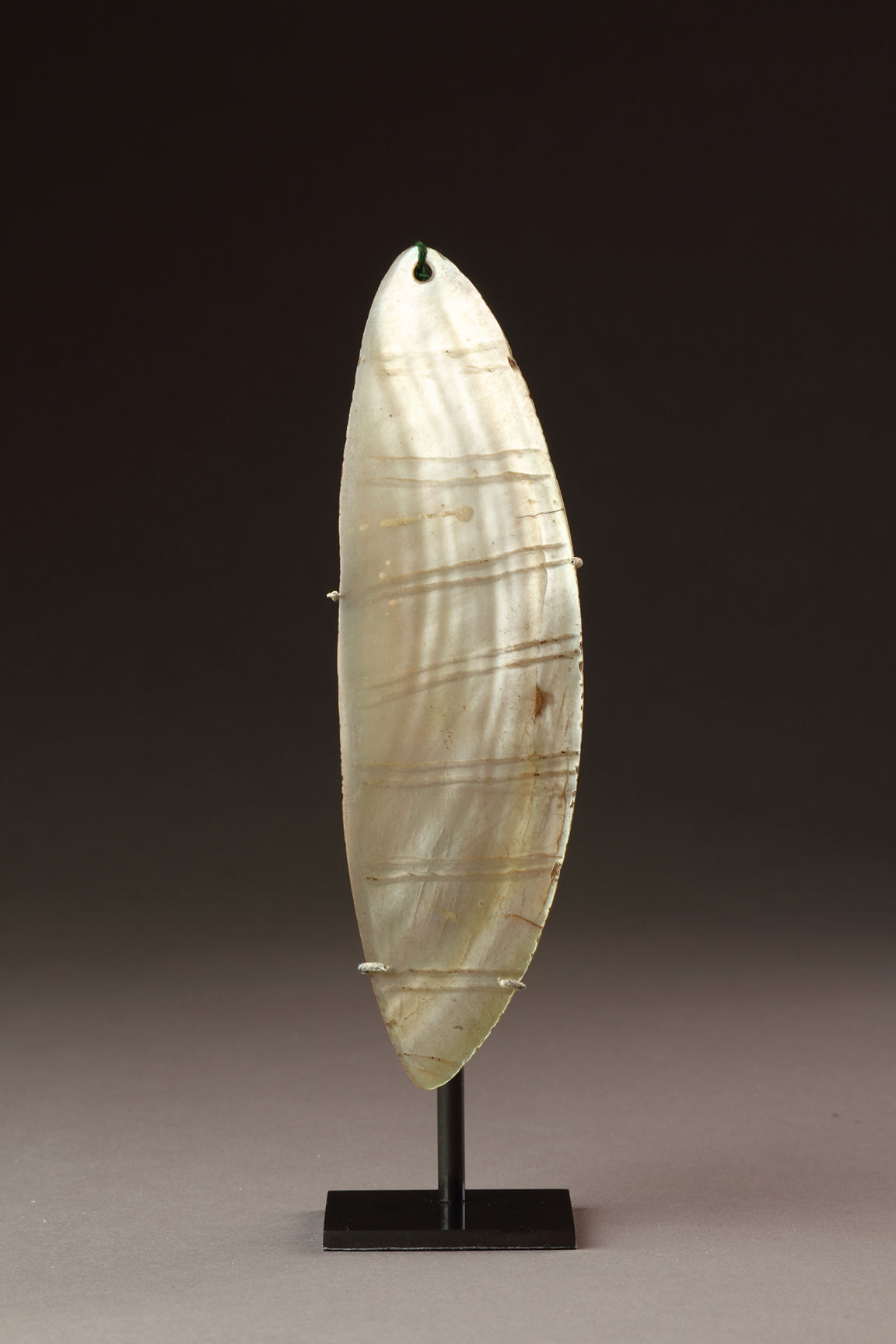 Australian Central Desert Aboriginal Rain Makers Pearl Shell Ornament ‘Ringili’